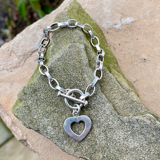 Vintage Heart Charm Toggle Bracelet